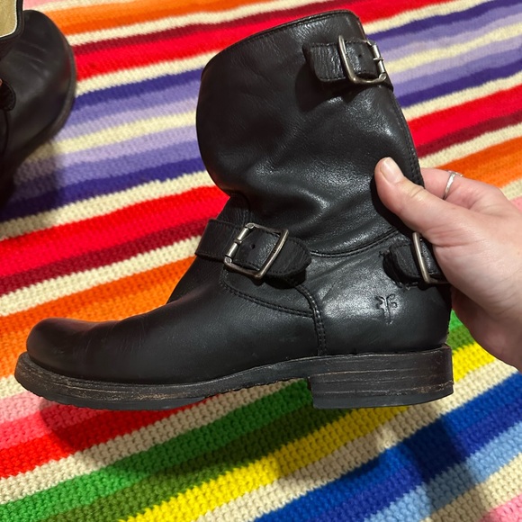 Frye Leather Short Boots Zip Back - Picture 2 of 14